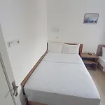 Pay Quarto em Acomodações Particulares *