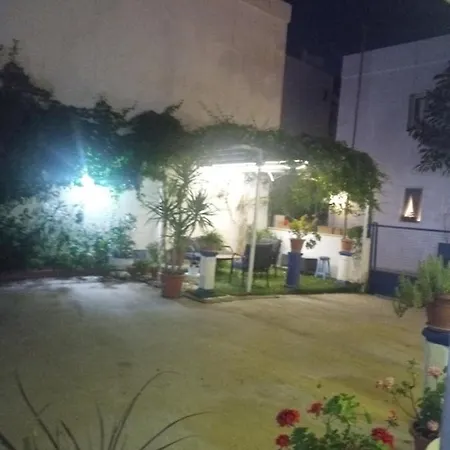 Δωμάτια σε οικογενειακή κατοικία Pay